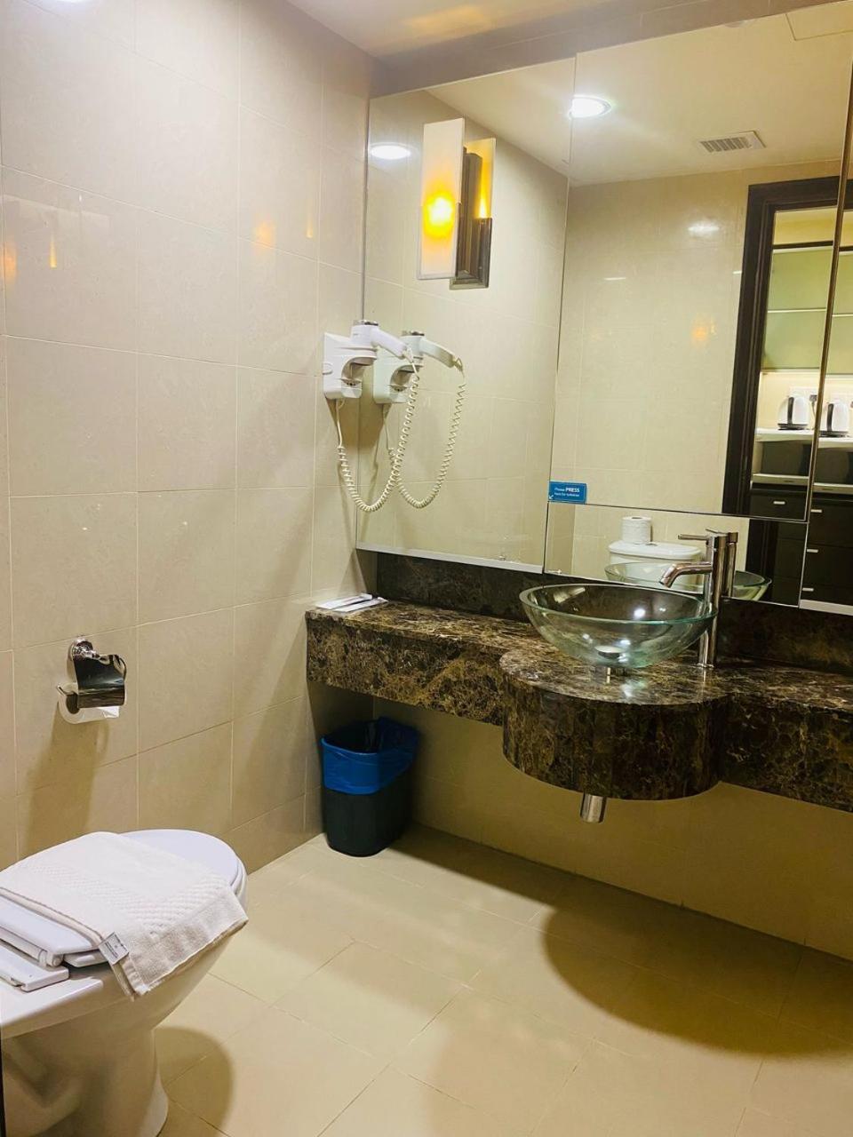 Raintree Resort Suites 페탈링자야 외부 사진